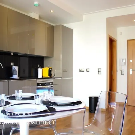 Akicity Campolide In Apartamento